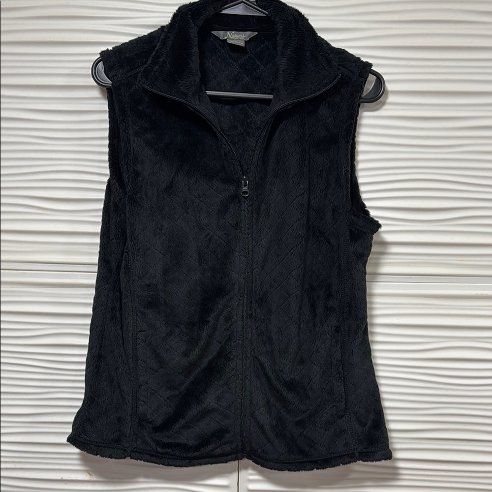 Black Fleece Vest
